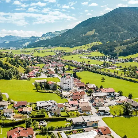 Cooee Alpin Kitzbueheler Alpen Hotel 3*